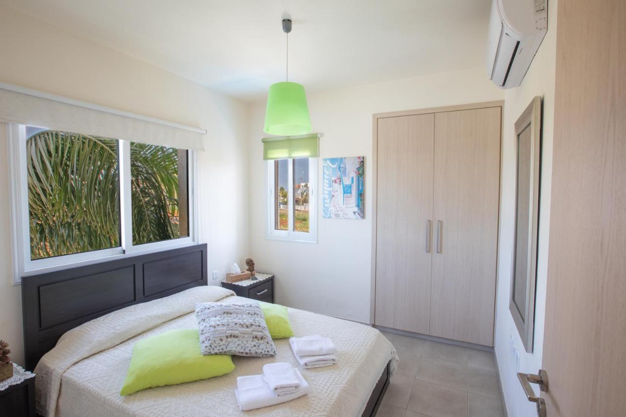 George'S Lux Villa Protaras Luaran gambar