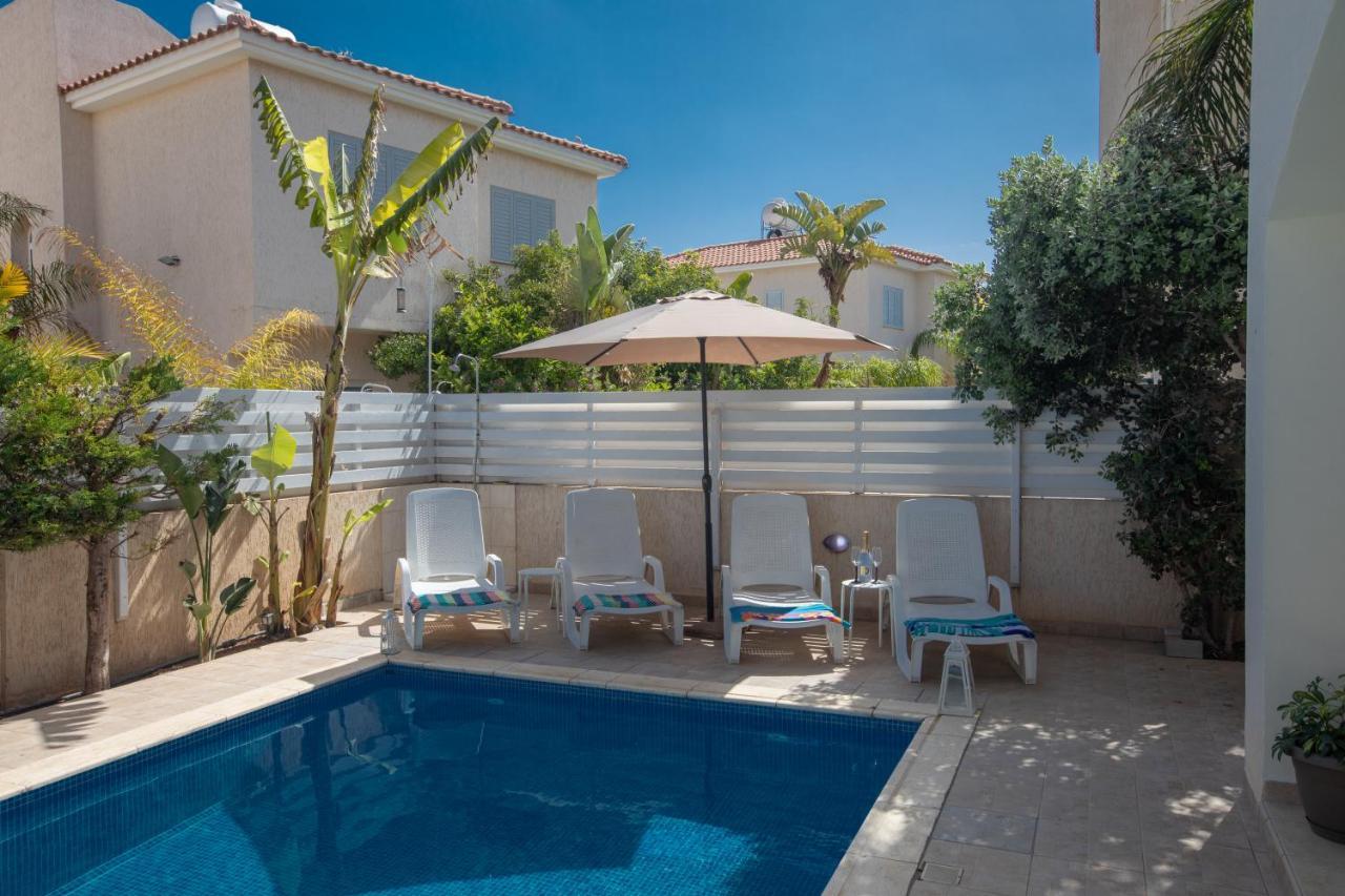 George'S Lux Villa Protaras Luaran gambar